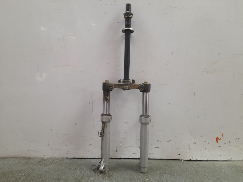 Recambio de horquilla para mash storia ht125t-24 referencia OEM IAM 51400B089200  
