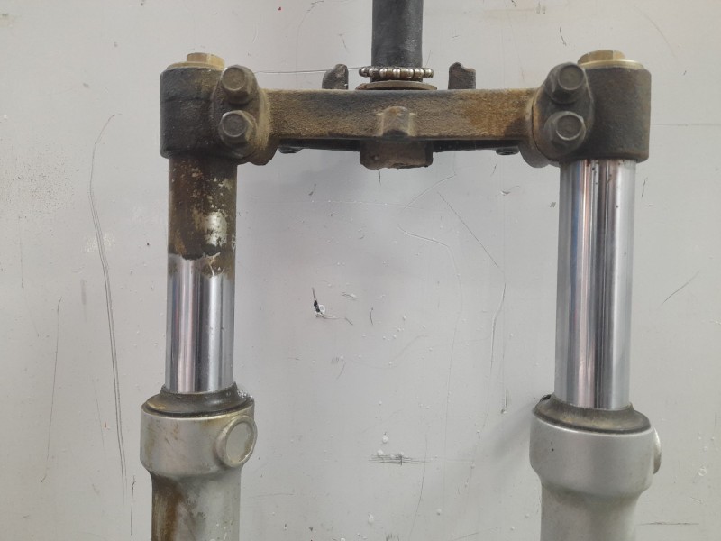 Recambio de horquilla para mash storia ht125t-24 referencia OEM IAM 51400B089200  