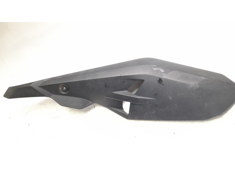 Recambio de moldura para bmw c c 400 x referencia OEM IAM 46639467909  