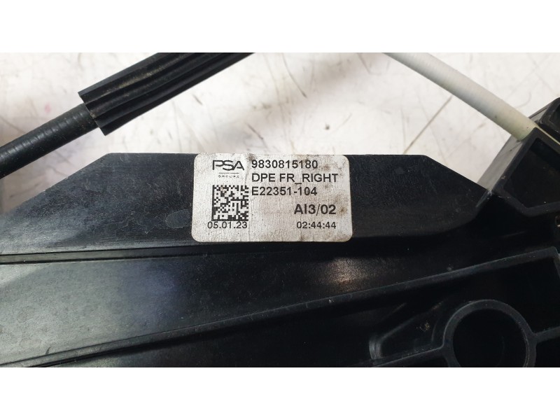 Recambio de elevalunas delantero derecho para peugeot 408 ii (fp_, f3_, fm_) puretech 130 referencia OEM IAM 9830815180  