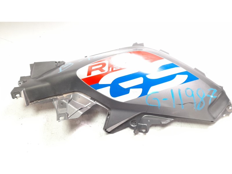 Recambio de moldura para bmw r 1200 gs r 1200 gs referencia OEM IAM 46638556635  