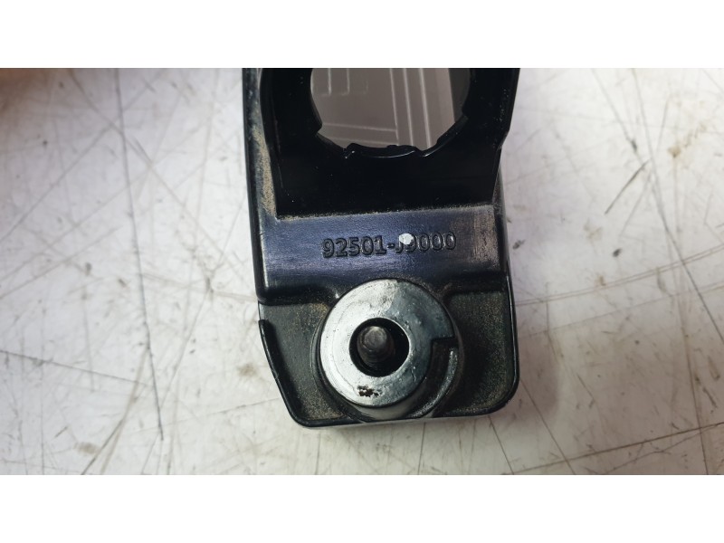 Recambio de piloto matricula para kia sportage v (nq5) 1.6 t-gdi hybrid referencia OEM IAM 92501J9000  