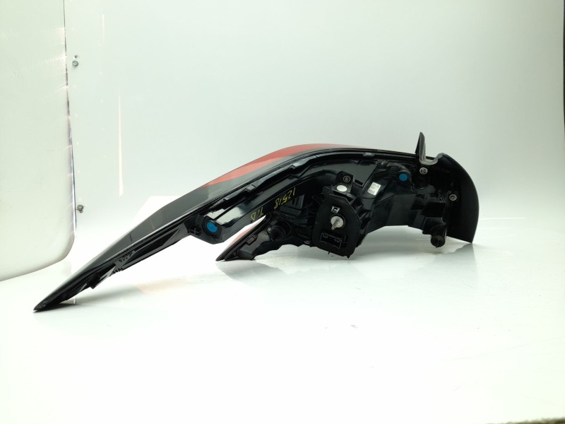 Recambio de piloto trasero derecho para citroën c4 x 1.2 hybrid 136 136 ch gasolina/eléctrico (2024) referencia OEM IAM 98585601