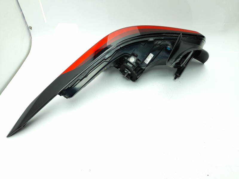 Recambio de piloto trasero derecho para citroën c4 x 1.2 hybrid 136 136 ch gasolina/eléctrico (2024) referencia OEM IAM 98585601