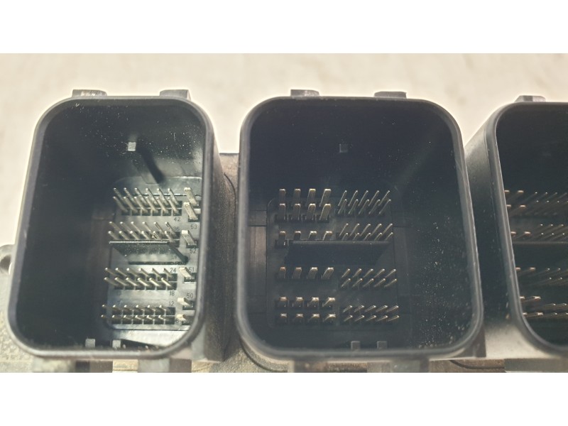 Recambio de centralita motor uce para bmw 3 (f30, f80) 330 e referencia OEM IAM 12148693213  