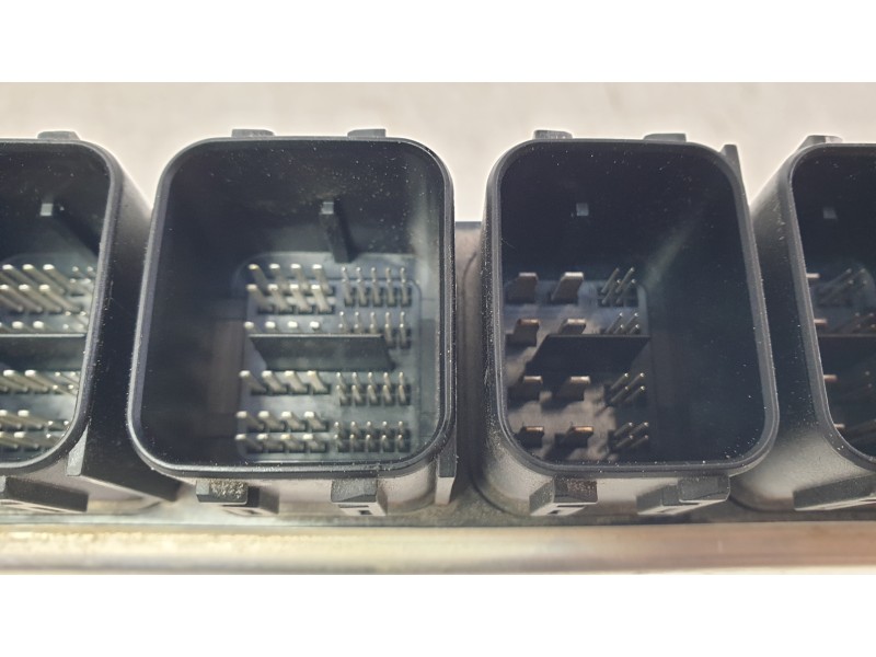 Recambio de centralita motor uce para bmw 3 (f30, f80) 330 e referencia OEM IAM 12148693213  