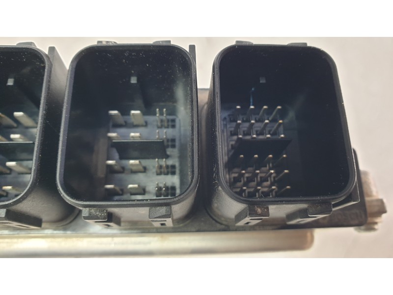 Recambio de centralita motor uce para bmw 3 (f30, f80) 330 e referencia OEM IAM 12148693213  