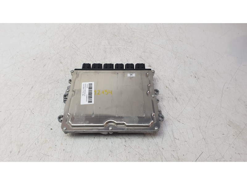 Recambio de centralita motor uce para bmw 3 (f30, f80) 330 e referencia OEM IAM 12148693213  