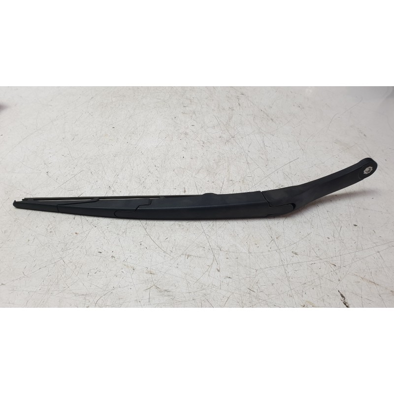 Recambio de brazo limpia trasero para kia sportage v (nq5) 1.6 t-gdi hybrid referencia OEM IAM 98820N9000  