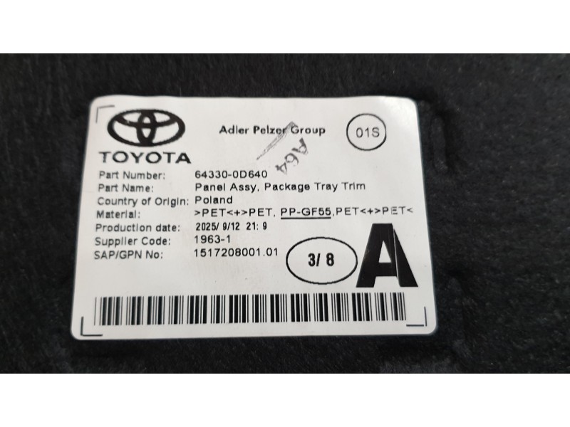Recambio de bandeja trasera para toyota yaris (_p21_, _pa1_, _ph1_) 1.5 hybrid (mxph10) referencia OEM IAM 643300D640  