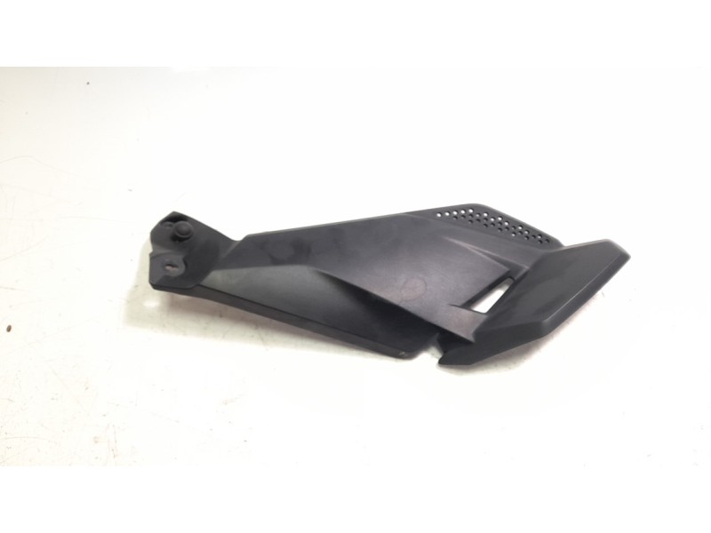 Recambio de moldura para bmw r 1200 gs r 1200 gs referencia OEM IAM 46638556638  