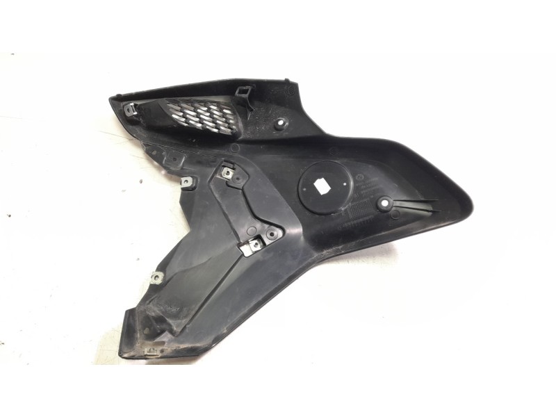Recambio de moldura para bmw r 1200 gs r 1200 gs referencia OEM IAM 46638556656  