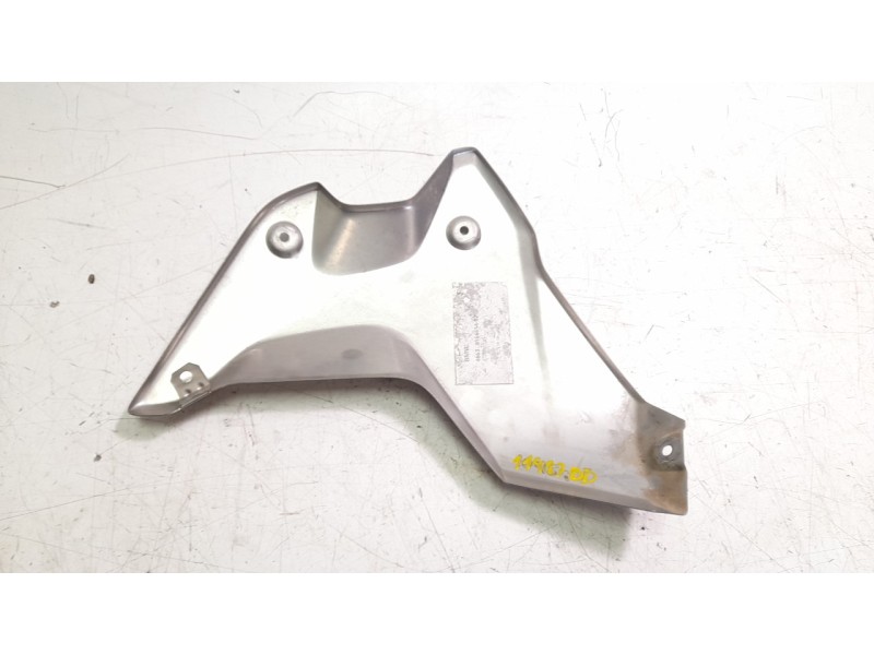Recambio de moldura para bmw r 1200 gs r 1200 gs referencia OEM IAM 46638556654  