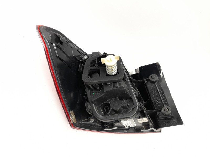 Recambio de piloto trasero derecho para seat arona (kj7, kjp) 1.0 tsi referencia OEM IAM 6F9945096B LLM611 103F21381770/16854322