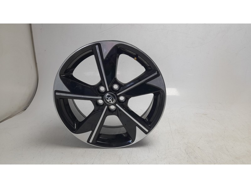 Recambio de llanta para toyota yaris (_p21_, _pa1_, _ph1_) 1.5 hybrid (mxph10) referencia OEM IAM   