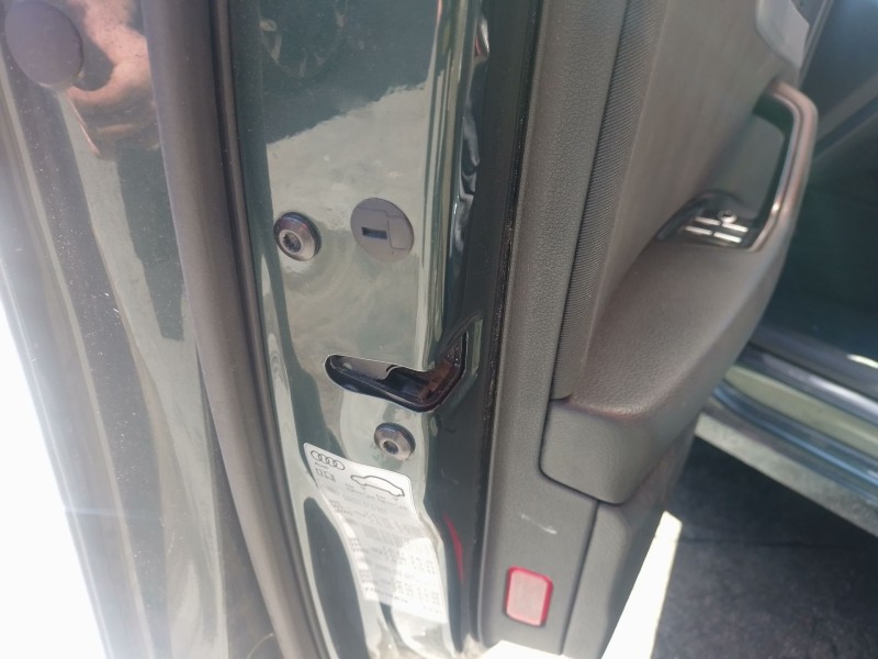 Recambio de cerradura puerta delantera izquierda para audi a4 b9 avant (8w5, 8wd) 2.0 tdi referencia OEM IAM   