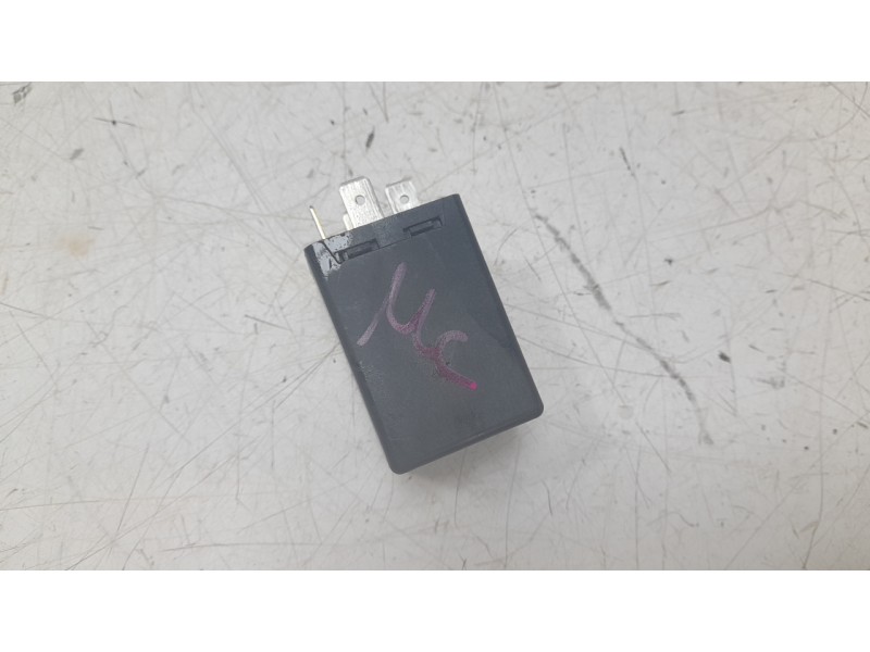 Recambio de rele para ford mustang convertible gt referencia OEM IAM BB5T17L684DA  