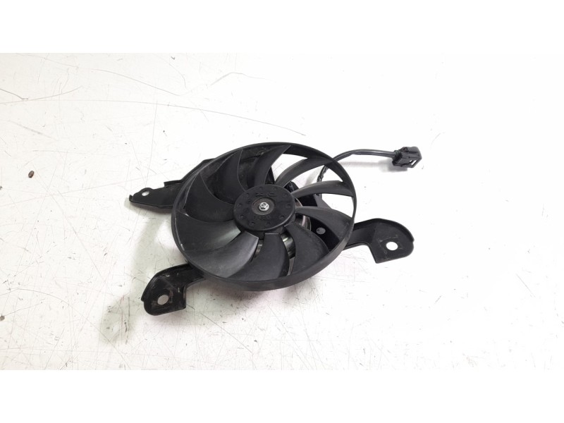 Recambio de electroventilador para honda nc nc 750 x (rh09) referencia OEM IAM 19080MKWD01  