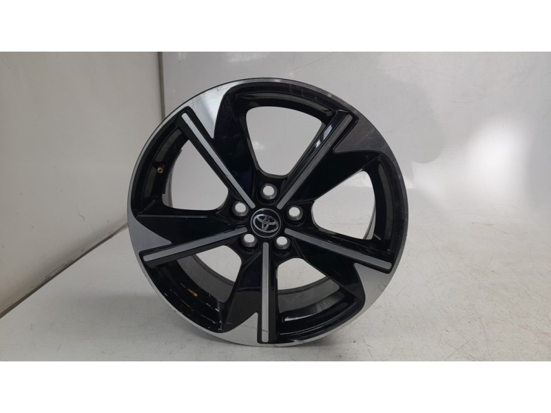 Recambio de llanta para toyota yaris (_p21_, _pa1_, _ph1_) 1.5 hybrid (mxph10) referencia OEM IAM 426110DG80  