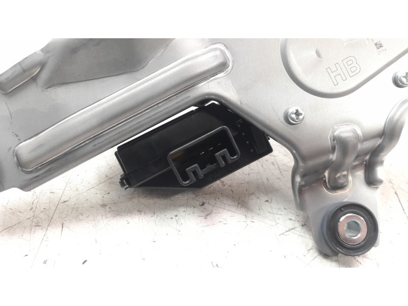 Recambio de motor limpia trasero para toyota corolla (e21) referencia OEM IAM 8513002060  