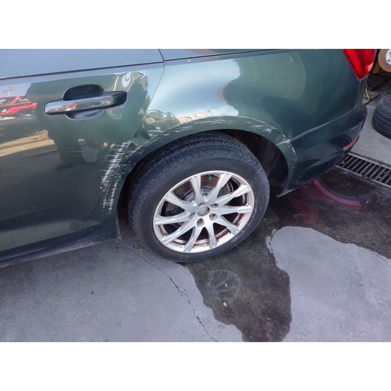 Recambio de paso rueda trasero izquierdo para audi a4 b9 avant (8w5, 8wd) 2.0 tdi referencia OEM IAM   