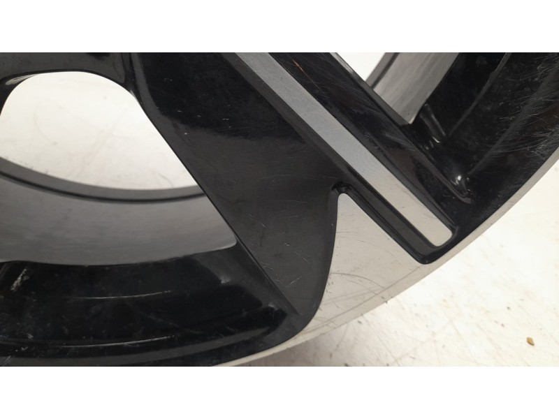 Recambio de llanta para toyota yaris (_p21_, _pa1_, _ph1_) 1.5 hybrid (mxph10) referencia OEM IAM 426110DG80  