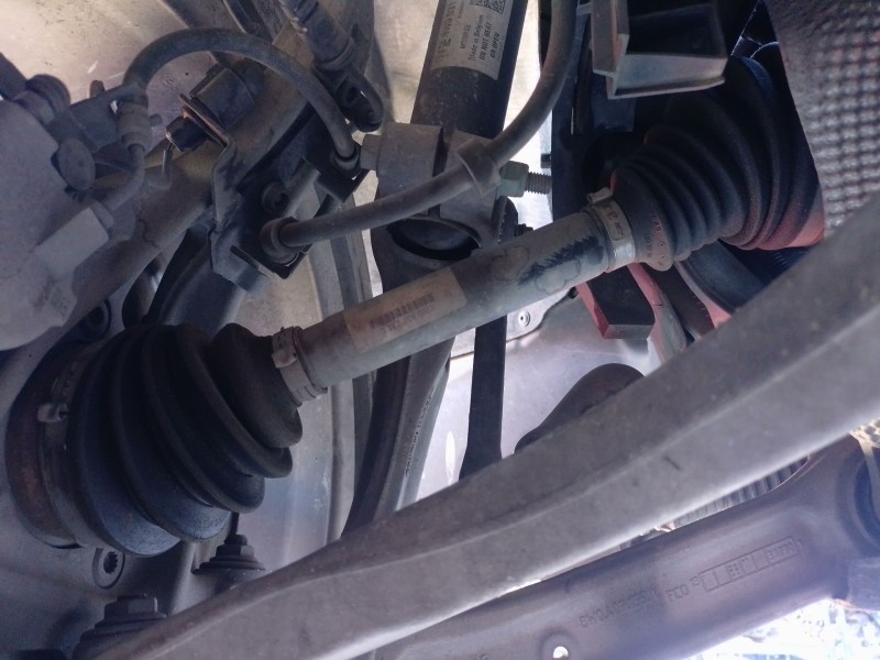Recambio de transmision delantera izquierda para audi a4 b9 avant (8w5, 8wd) 2.0 tdi referencia OEM IAM   