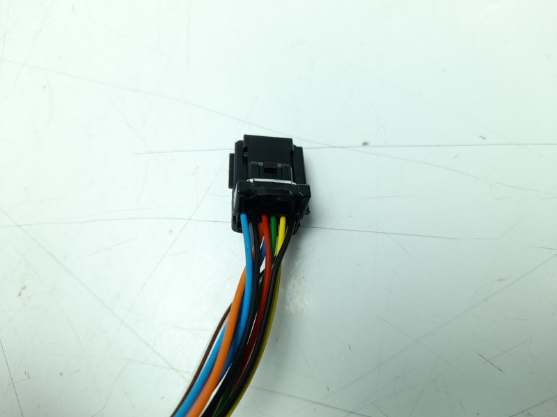 Recambio de retrovisor derecho para renault captur e-tech hybrid referencia OEM IAM 963019773R  1051815016/5750310/RN7047333P