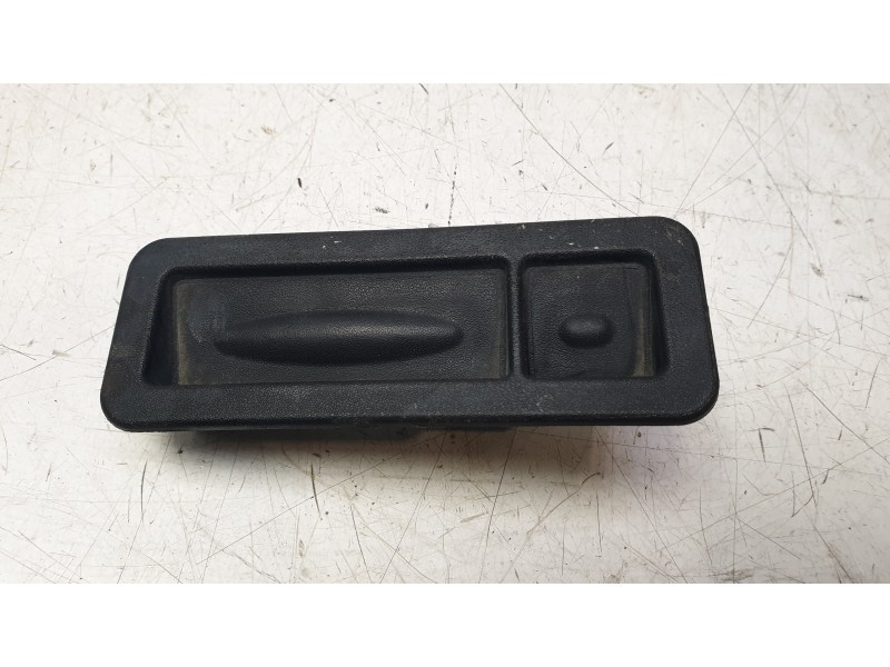 Recambio de maneta exterior maletero / porton para jeep cherokee limited 4wd referencia OEM IAM 4602751AA  