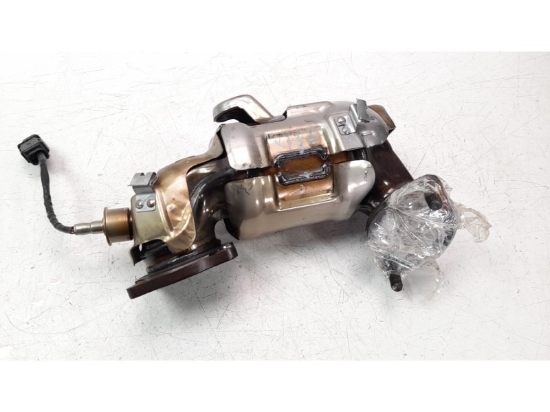 Recambio de catalizador para hyundai tucson referencia OEM IAM W2MDD0  