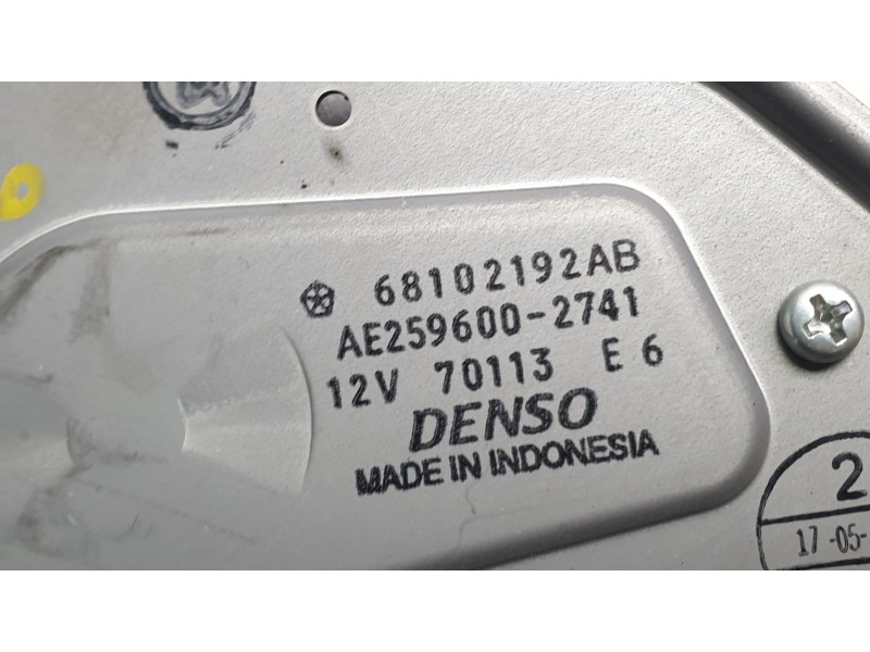 Recambio de motor limpia trasero para jeep cherokee limited 4wd referencia OEM IAM 68102192AB  