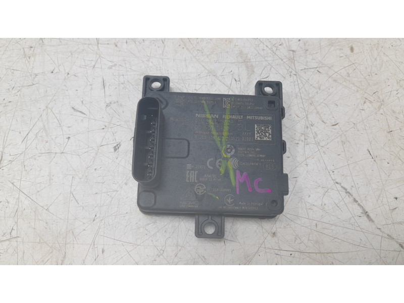 Recambio de modulo electronico para renault captur e-tech hybrid referencia OEM IAM 284470820R  