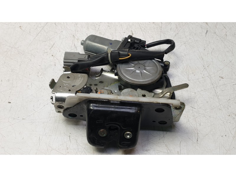 Recambio de cerradura maletero / porton para jeep cherokee limited 4wd referencia OEM IAM 04589656AF  