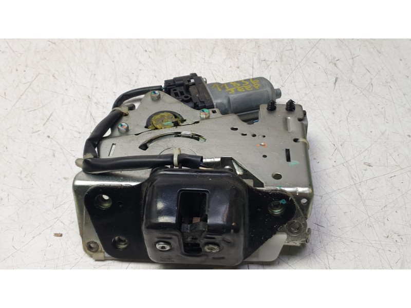 Recambio de cerradura maletero / porton para jeep cherokee limited 4wd referencia OEM IAM 04589656AF  