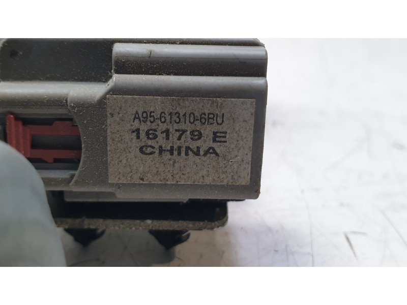 Recambio de cerradura maletero / porton para jeep cherokee limited 4wd referencia OEM IAM 04589656AF  