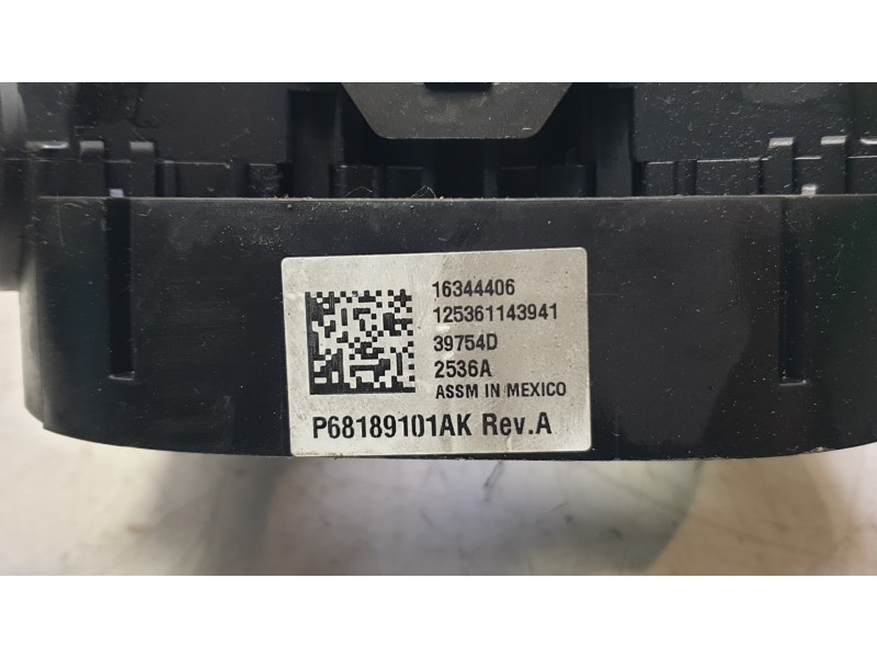 Recambio de mando multifuncion para jeep cherokee limited 4wd referencia OEM IAM P68189101AK  