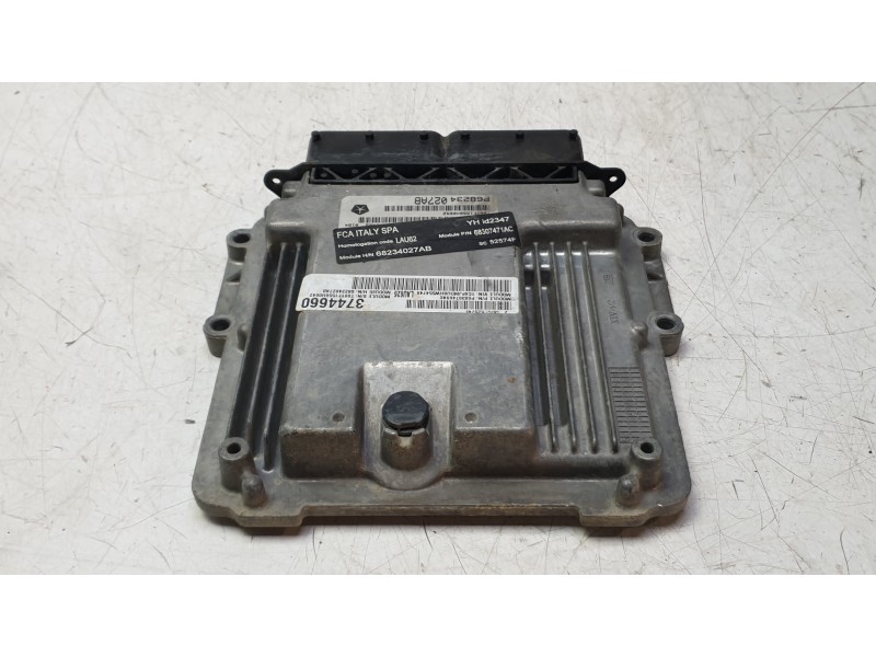 Recambio de centralita motor uce para jeep cherokee limited 4wd referencia OEM IAM 68234027AB  
