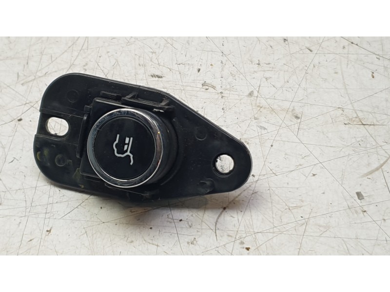 Recambio de interruptor para jeep cherokee limited 4wd referencia OEM IAM 68164105AA  