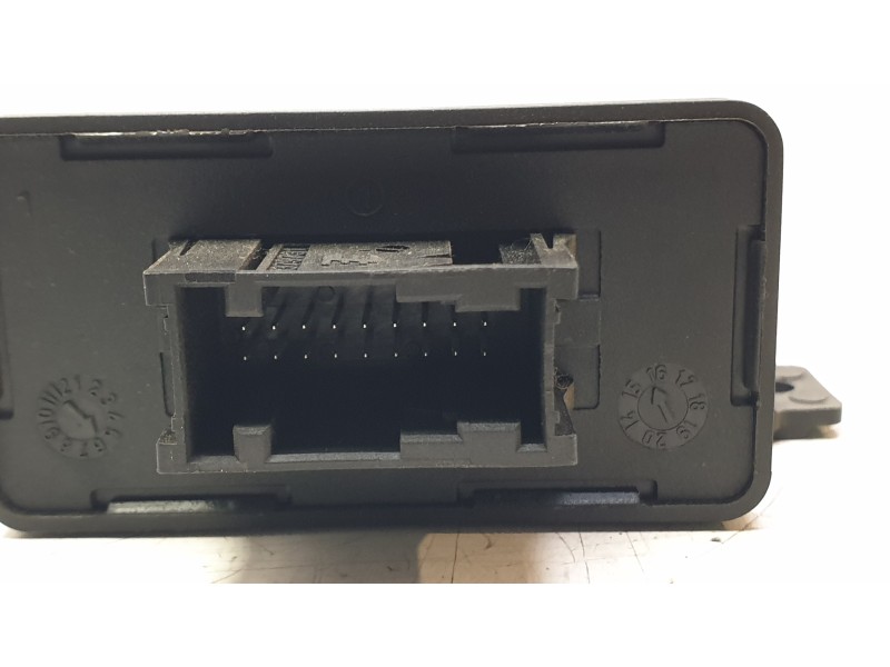 Recambio de modulo electronico para jeep cherokee limited 4wd referencia OEM IAM 130732948803  