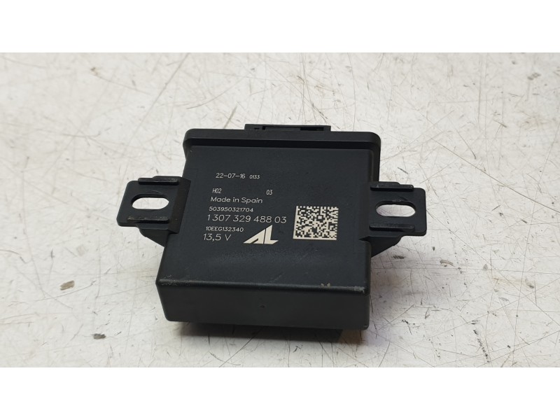 Recambio de modulo electronico para jeep cherokee limited 4wd referencia OEM IAM 130732948803  
