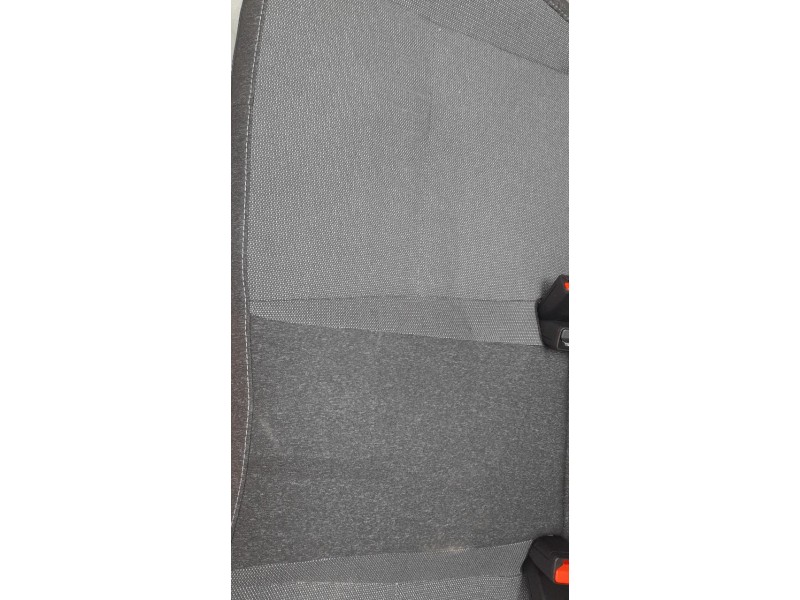 Recambio de juego asientos completo para renault captur e-tech hybrid referencia OEM IAM 8201752457  