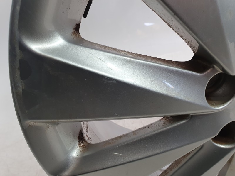 Recambio de llanta para seat arona (kj7, kjp) 1.0 tsi referencia OEM IAM 6F9601025  