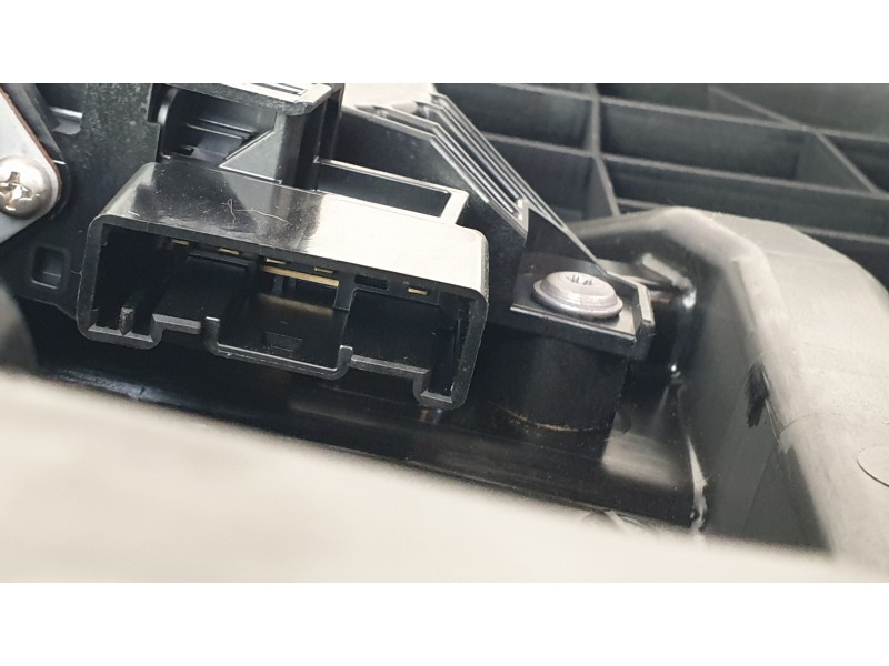 Recambio de elevalunas trasero derecho para mini countryman d countryman d referencia OEM IAM 51355B3A064  