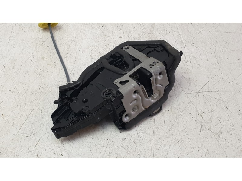 Recambio de cerradura puerta trasera derecha para mini countryman d countryman d referencia OEM IAM 51225A160C2  