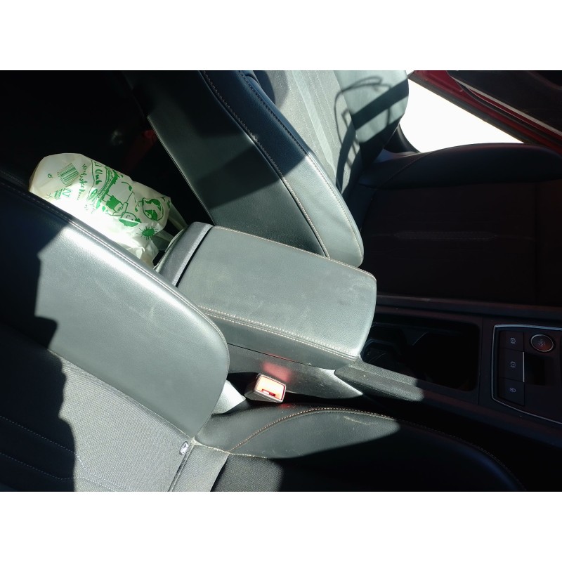 Recambio de apoyabrazos central para cupra formentor (km7, kmp) 1.5 tsi referencia OEM IAM   