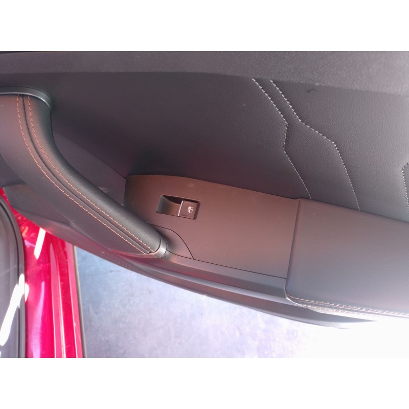 Recambio de mando elevalunas trasero derecho para cupra formentor (km7, kmp) 1.5 tsi referencia OEM IAM   
