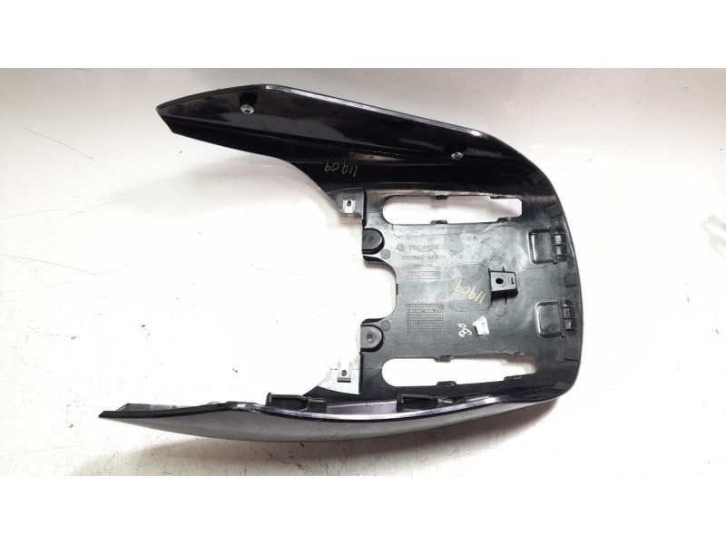 Recambio de colin trasero para triumph rocket 3 r referencia OEM IAM 2307862 T2307861DG/T2307861PR 