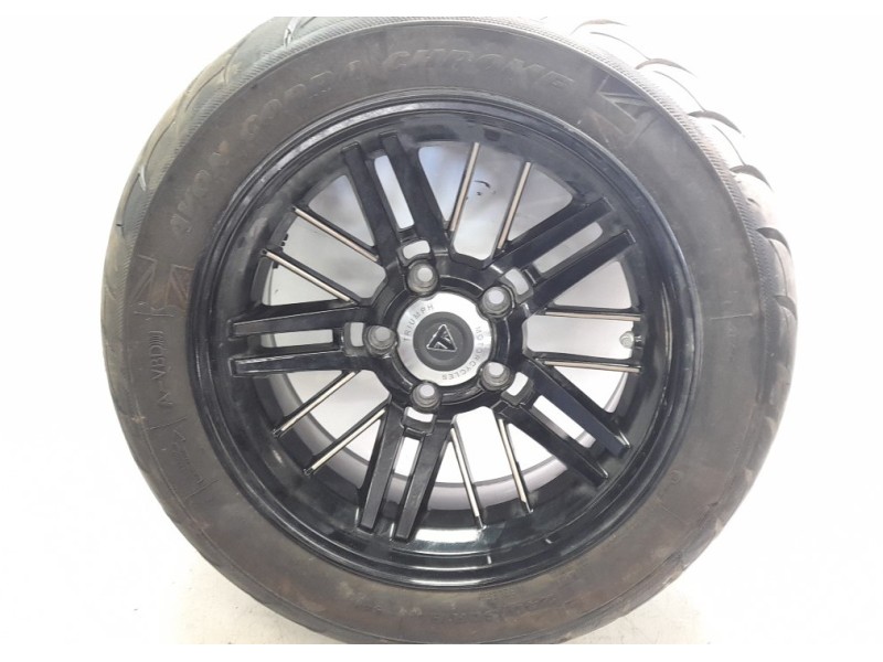 Recambio de llanta trasera para triumph rocket 3 r referencia OEM IAM T2010721  