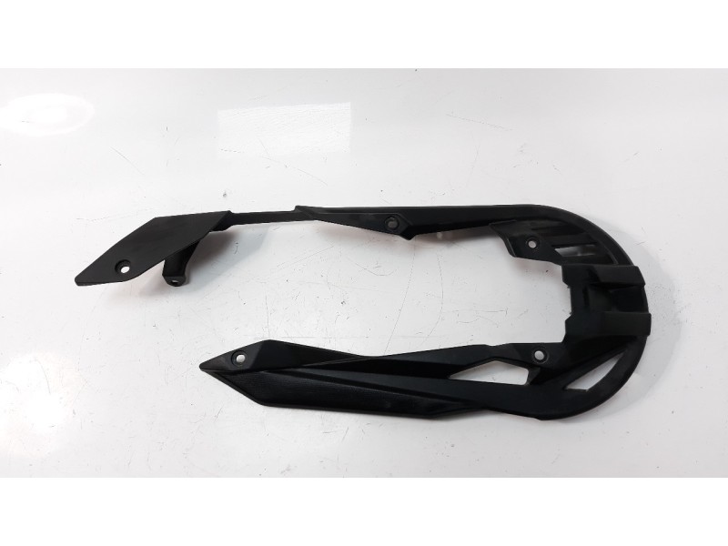 Recambio de moldura para honda x-adv referencia OEM IAM 40510MKHD00  