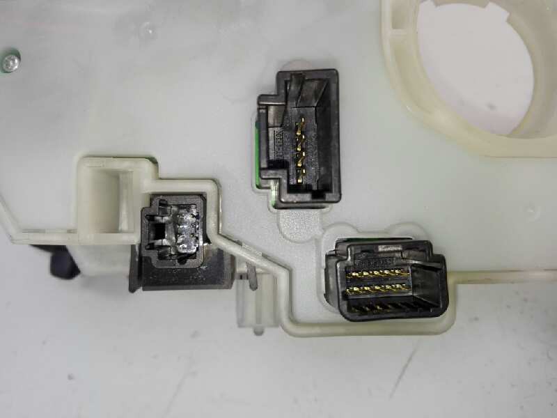 Recambio de mando multifuncion para renault megane iii coupe dynamique referencia OEM IAM   